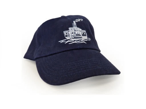 Basecap in dunkelblau mit weißem Dampfermotiv